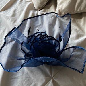Navy clip-on fascinator